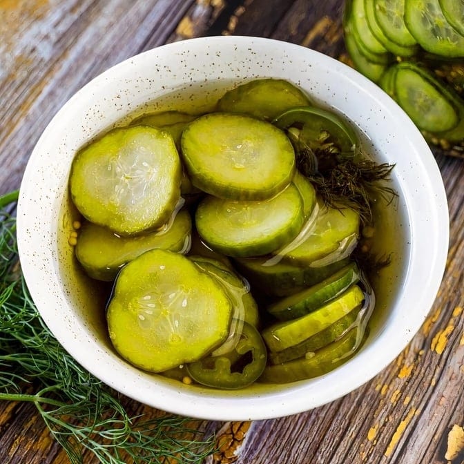 Kosher Dill Pickle Slices.